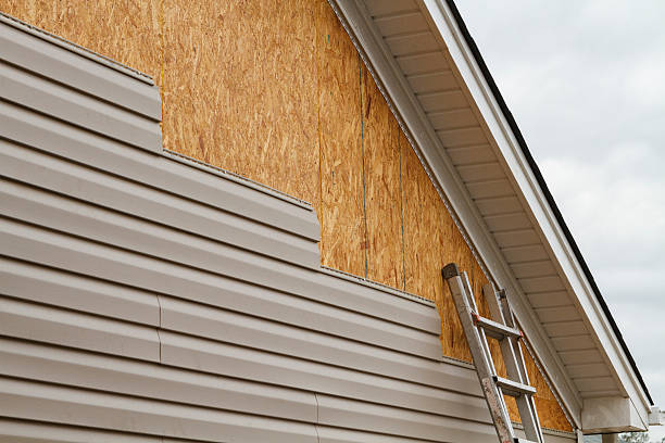 Professional Siding Installation technician working in Mount Holly Springs, PA
